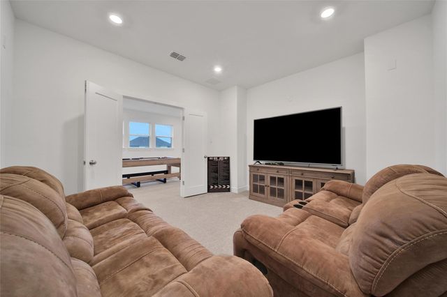 5615 Trinity Heights Lane, Sugar Land, TX 77479