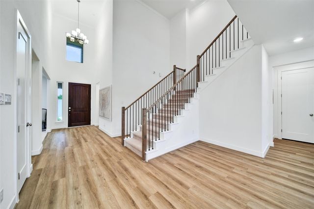 5615 Trinity Heights Lane, Sugar Land, TX 77479