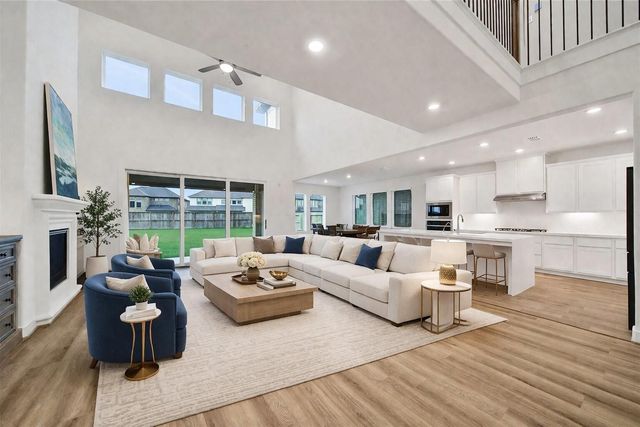 5615 Trinity Heights Lane, Sugar Land, TX 77479