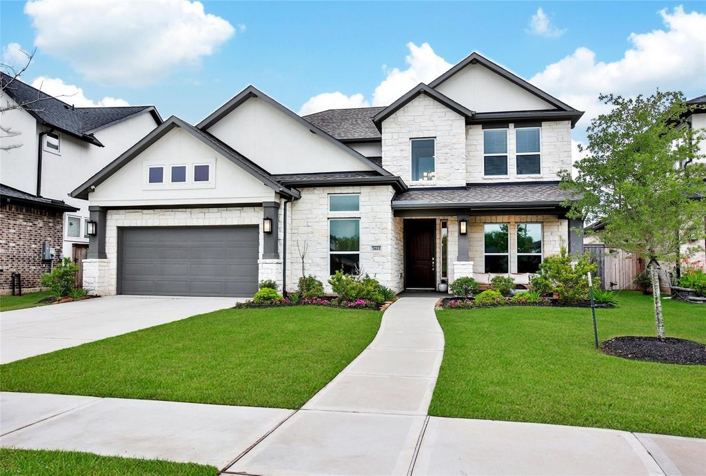 5615 Trinity Heights Lane, Sugar Land, TX 77479