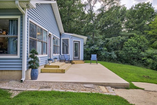 913 Keoki Court, Tool, TX 75143
