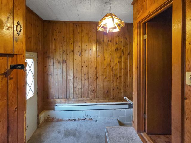 939 Duluth Avenue N, Thief River Falls, MN 56701