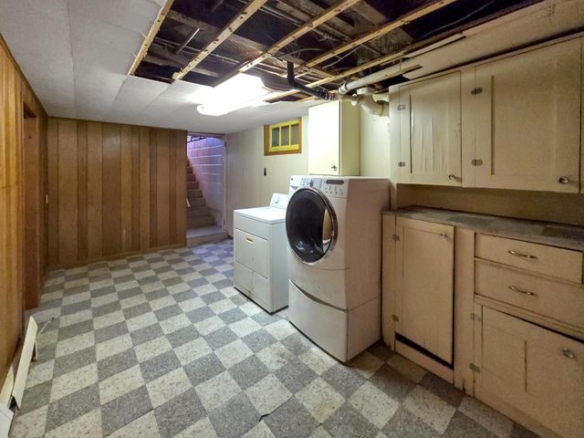 939 Duluth Avenue N, Thief River Falls, MN 56701