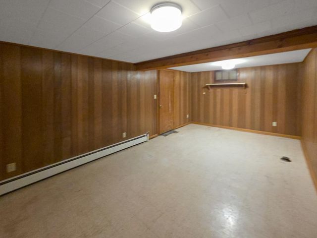 939 Duluth Avenue N, Thief River Falls, MN 56701