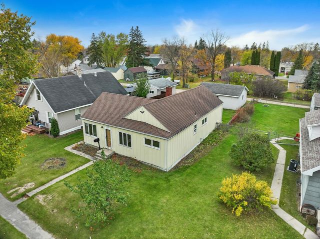 939 Duluth Avenue N, Thief River Falls, MN 56701