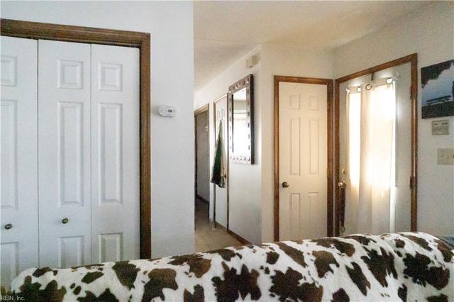 1111 Palmerton DR, Newport News, VA 23602