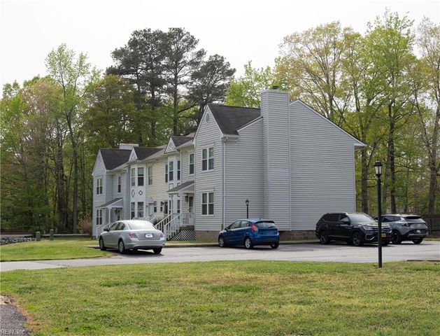1111 Palmerton DR, Newport News, VA 23602