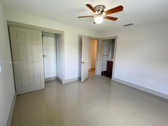 10355 SW 149 TE, Kendall, FL 33176