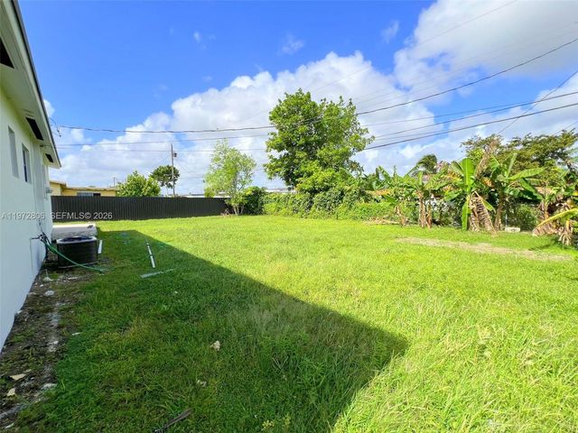 10355 SW 149 TE, Kendall, FL 33176