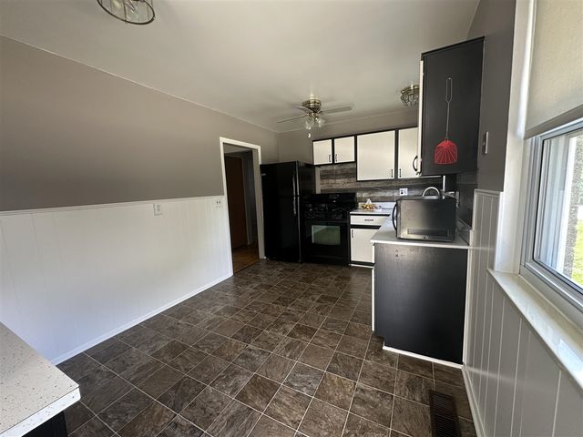 9856 Van Buren Street, Belleville, MI 48111