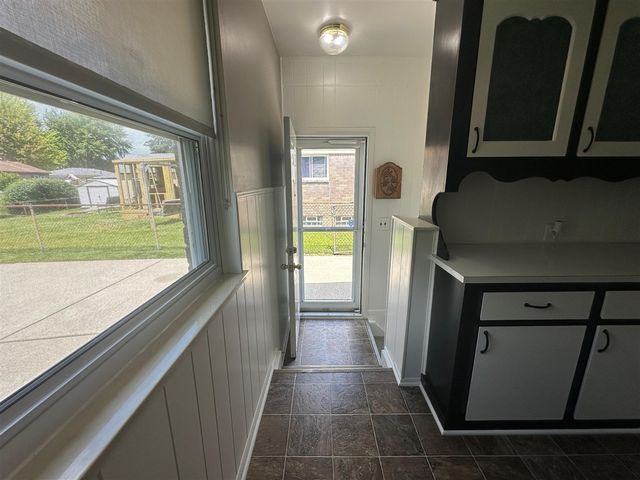 9856 Van Buren Street, Belleville, MI 48111