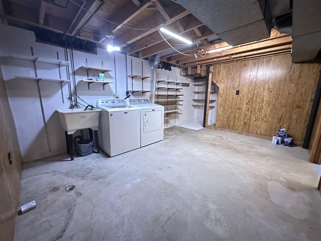 9856 Van Buren Street, Belleville, MI 48111