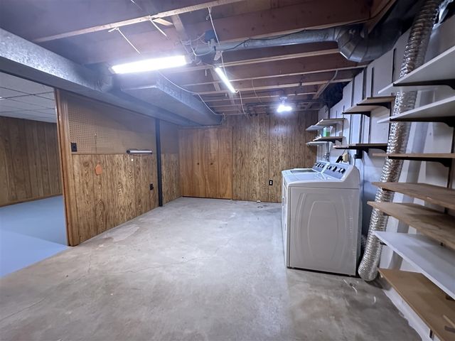 9856 Van Buren Street, Belleville, MI 48111