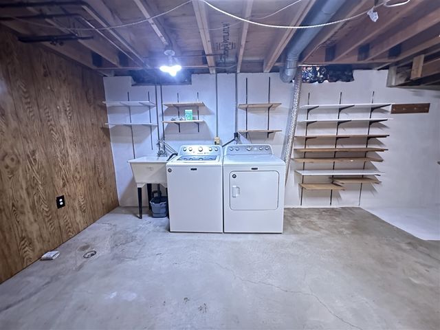 9856 Van Buren Street, Belleville, MI 48111