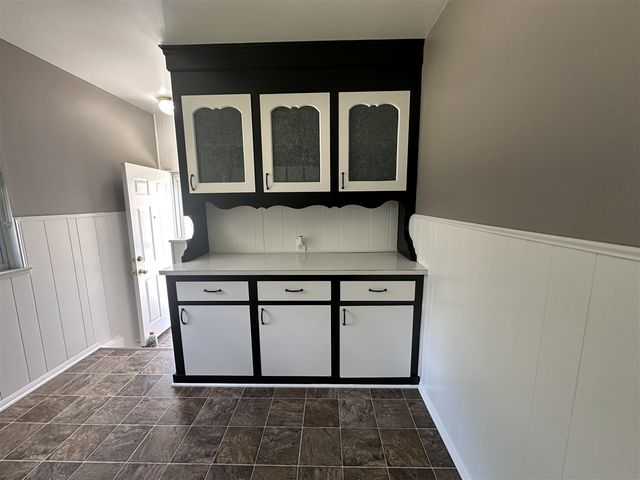 9856 Van Buren Street, Belleville, MI 48111