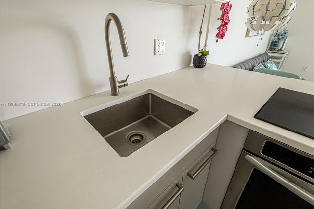 1035 West Ave PH02, Miami Beach, FL 33139