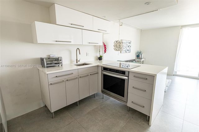 1035 West Ave PH02, Miami Beach, FL 33139