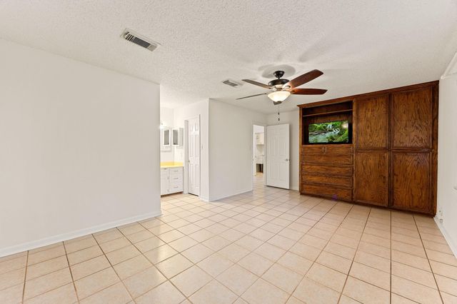 113 Hillendale Drive, Livingston, TX 77351