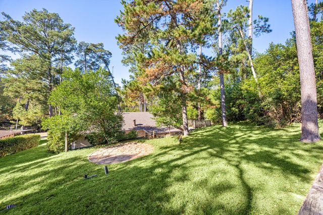 113 Hillendale Drive, Livingston, TX 77351