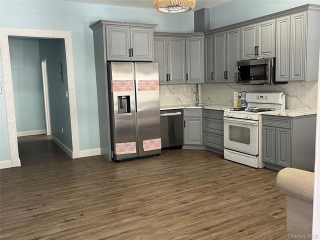 2854 Briggs Avenue, Bronx, NY 10458