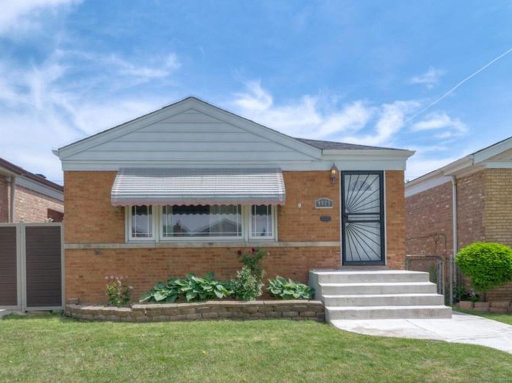 4825 S KEATING Avenue, Chicago, IL 60632 — exterior