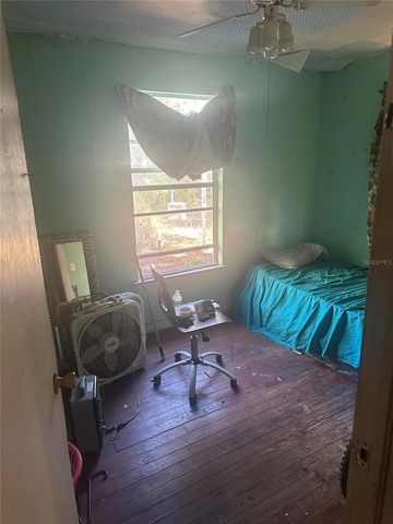 8401 N 18TH STREET, Tampa, FL 33604