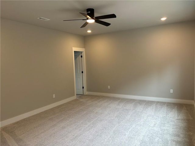 7 Prestwick Lane, Bella Vista, AR 72715