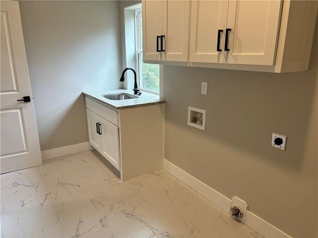 7 Prestwick Lane, Bella Vista, AR 72715