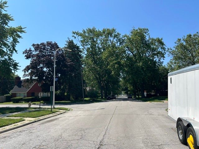 14436 S Michigan Avenue, Riverdale, IL 60827