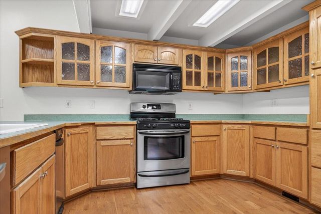 1635 NE Beacon Drive, Grants Pass, OR 97526