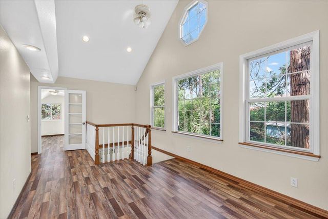 1635 NE Beacon Drive, Grants Pass, OR 97526