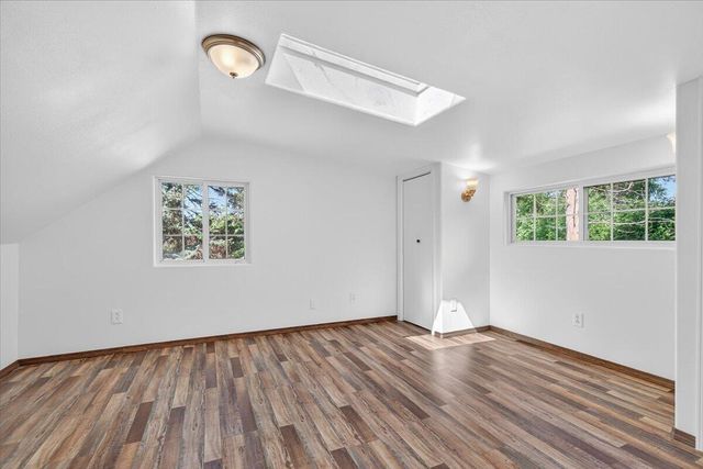 1635 NE Beacon Drive, Grants Pass, OR 97526