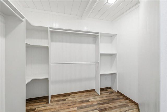 1635 NE Beacon Drive, Grants Pass, OR 97526