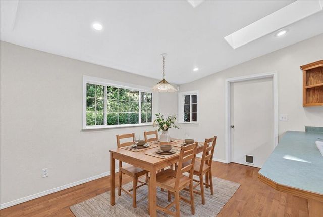 1635 NE Beacon Drive, Grants Pass, OR 97526