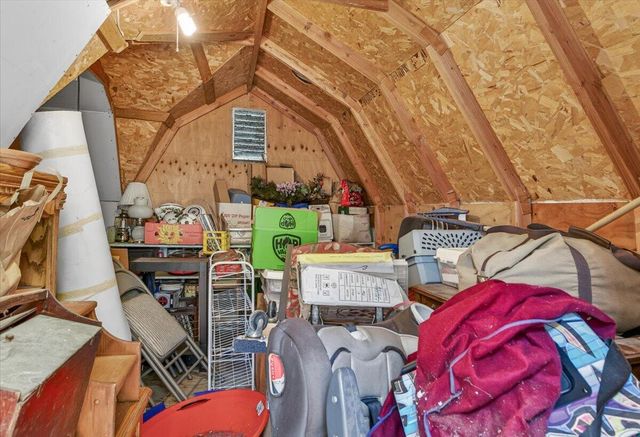 1635 NE Beacon Drive, Grants Pass, OR 97526