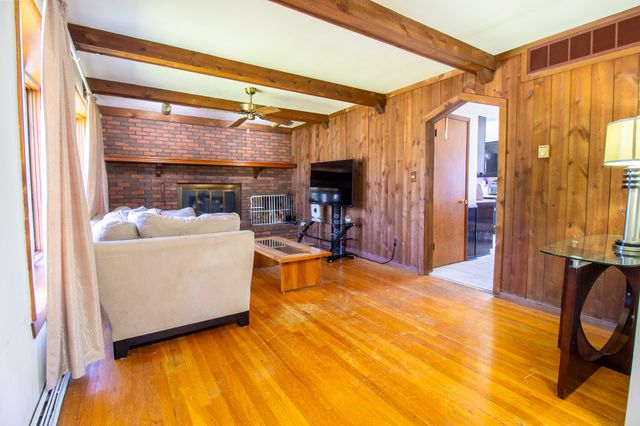 7920 Harrison Avenue, Munster, IN 46321
