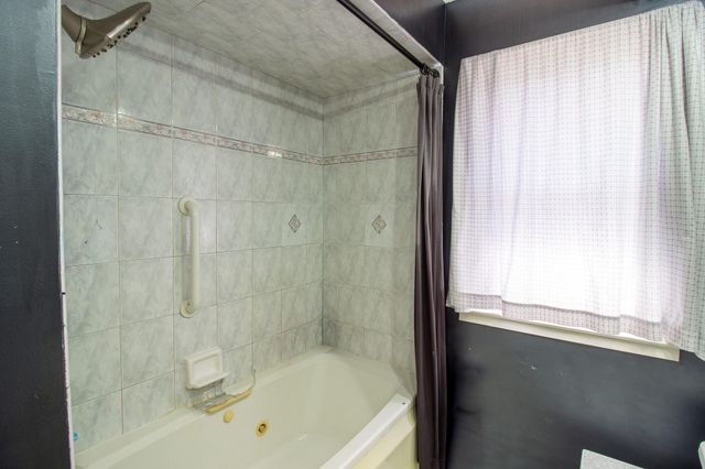 7920 Harrison Avenue, Munster, IN 46321