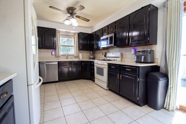 7920 Harrison Avenue, Munster, IN 46321