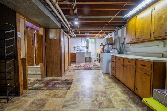 7920 Harrison Avenue, Munster, IN 46321