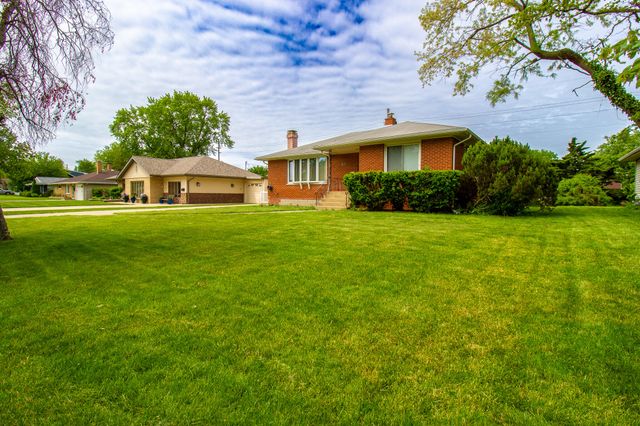 7920 Harrison Avenue, Munster, IN 46321