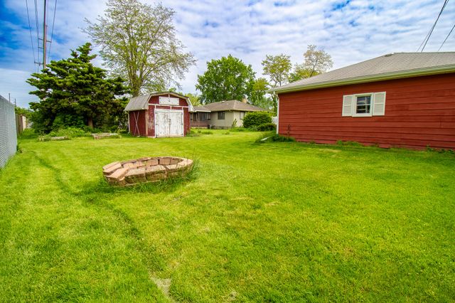 7920 Harrison Avenue, Munster, IN 46321