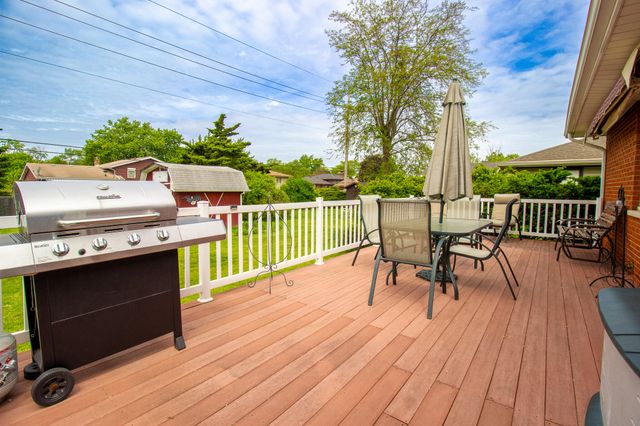 7920 Harrison Avenue, Munster, IN 46321