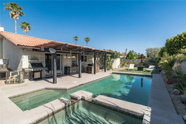 27350 Melanita, Cathedral City, CA 92234