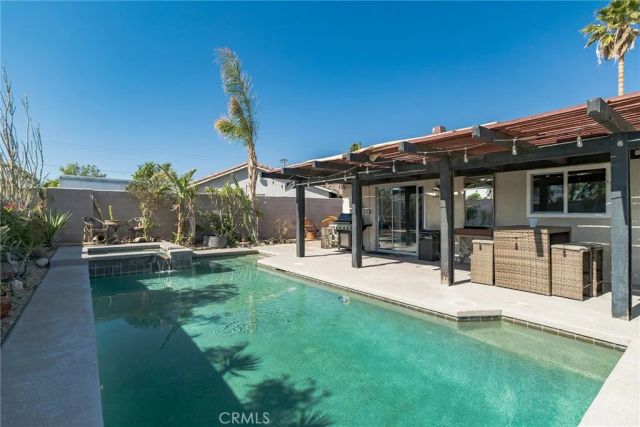 27350 Melanita, Cathedral City, CA 92234