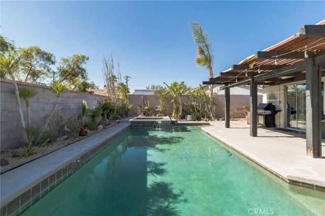 27350 Melanita, Cathedral City, CA 92234