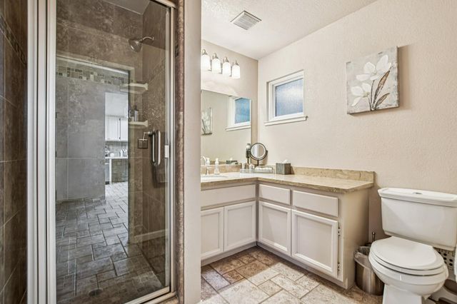 340 Crestridge Ln, Folsom, CA 95630