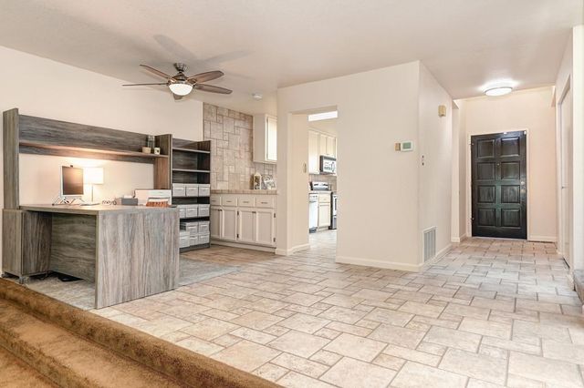 340 Crestridge Ln, Folsom, CA 95630