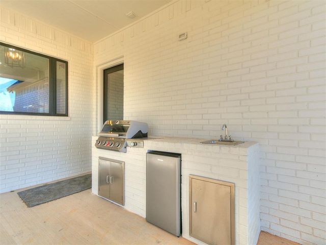 5812 Cimarron Manor, Guthrie, OK 73044