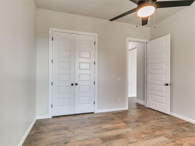 5812 Cimarron Manor, Guthrie, OK 73044