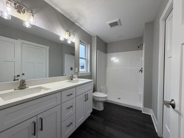 6351 Kinzie AVENUE, Mount Pleasant, WI 53406